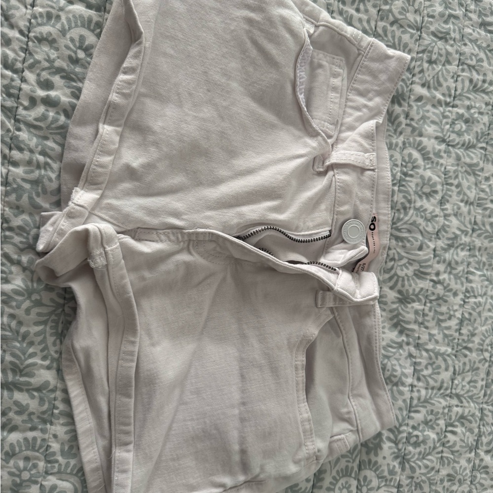 SO Classic White Shorts